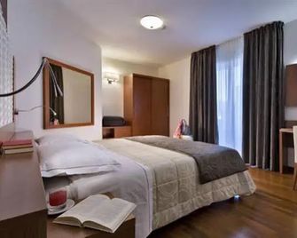 Lo Zodiaco Spa Hotel And Restaurant - Abano Terme - Habitación