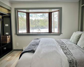 Secluded Waterfront Retreat in Western Maine - Waterford - Habitación