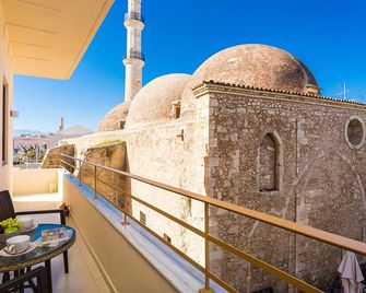 Polyxenia Suites - Rétino - Balcón