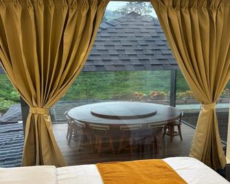 Sun Rays Inn - Yercaud - Патіо