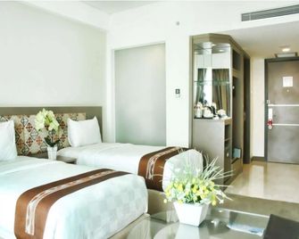 Claro Hotel Kendari - Kendari - Bedroom