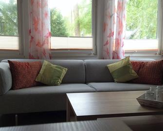 Holidays On The Scharmützelsee, Relaxing In The Green - Wendisch Rietz - Wohnzimmer