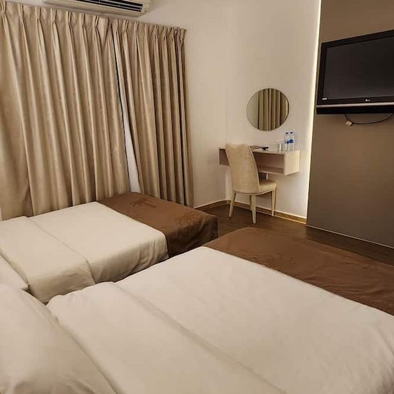 Sharjah International Airport Hotel image 1