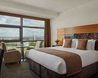 The Gateway Hotel - דנדולק - חדר שינה