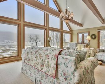 There is Peace In the Valley and spectacular views too! - Davis - Sala de estar