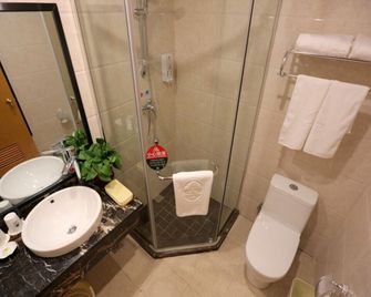 GreenTree Inn Jiangsu Xuzhou Western 3rd Ring Road Xiyuan Express Hotel - Xuzhou - Baño