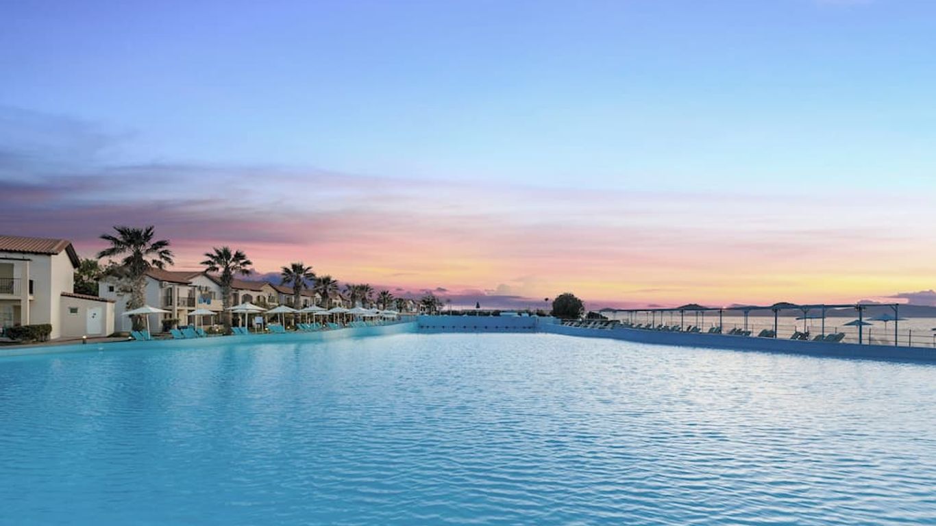 Marine Aquapark Resort