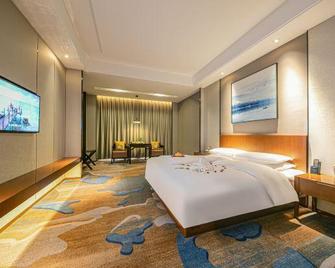 New Overseas Chinese Hotel - Zhoushan - Bedroom