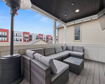 Short North Convention King Bed Free Parking - Columbus - Balcony