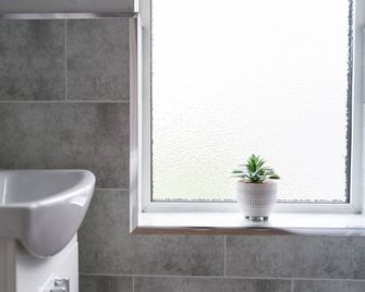 Hawthorn House-Sleeps 4-Pet friendly-Parking - Ashington