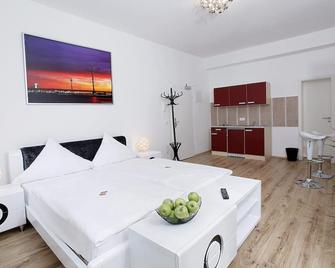 Hotel Design Apart - Düsseldorf - Bedroom