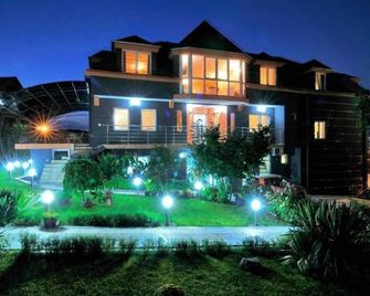 Garni Hotel Lama - Kragujevac - Building