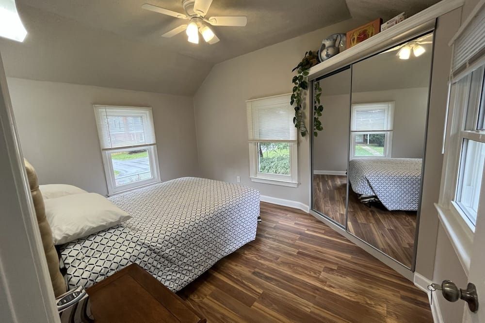Bedroom view of Entire 3 bedrooms/2 bathrooms fence yard, near Costco, Sam's
