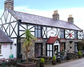 Pen y Parc - Rhyl - Building