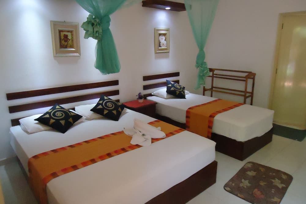 Seven Flowers Hotel - Anuradhapura - Soveværelse