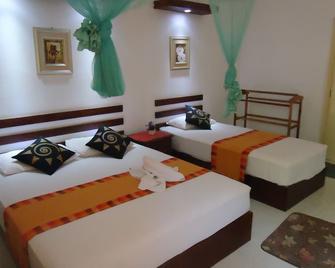 Seven Flowers Hotel - Anuradhapura - Chambre