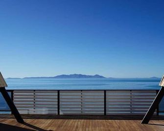 Base Backpackers Hotel Magnetic Island - Magnetic Island - Balkon