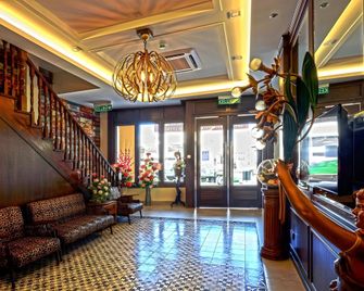 Islander Lodge By Lwe - George Town - Lobby