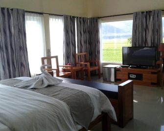 Ambulu Hotel - Jember