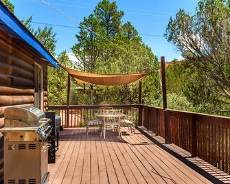Serene retreat secluded in the hills, private trails straight from the backyard. - Sedona - Balcony