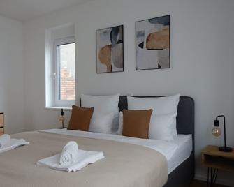 Zentrale Design Unterkunft - Nähe Altstadt - Parkplätze - 3 Wohnungen - Bad Kreuznach - Soverom