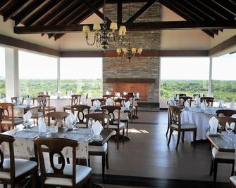Altos del Arapey Club de Golf & Hotel Termal - Termas del Arapey - Restaurant