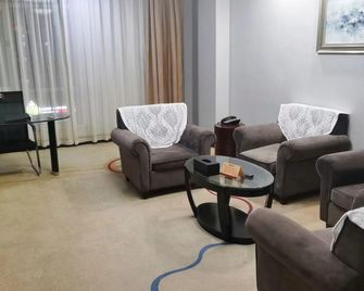 Dongming International Hotel - Heze - Slaapkamer