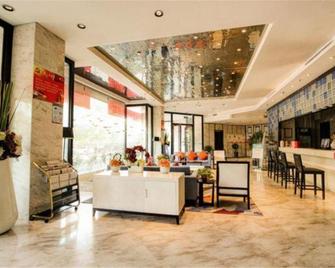 Zhongzhou Yihe Hotel (Dennis City Plaza) - Shangqiu