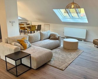 Spessart Escape - Ihr stilvoller Rückzugsort im Herzen des Spessarts - Mespelbrunn - Living room