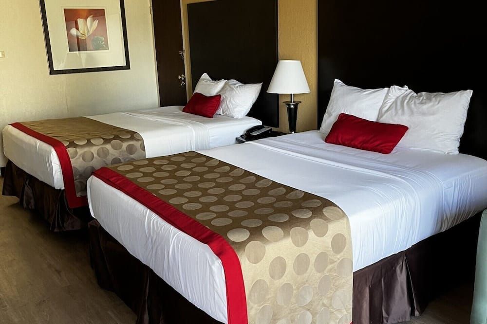 Budget Inn Laramie - Ларамі - Спальня