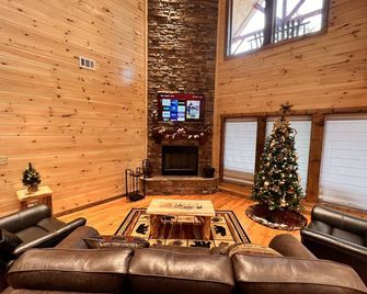 Blaze Of Glory - New Luxury, 4br, Theater, Arcade, Evc, Location - Sevierville - Salon