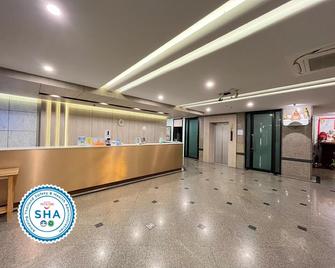 Sri Betong Hotel - Betong - Recepción