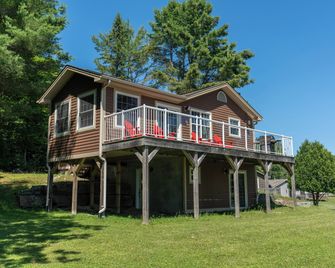 Blue Water Acres - Huntsville - Gebouw