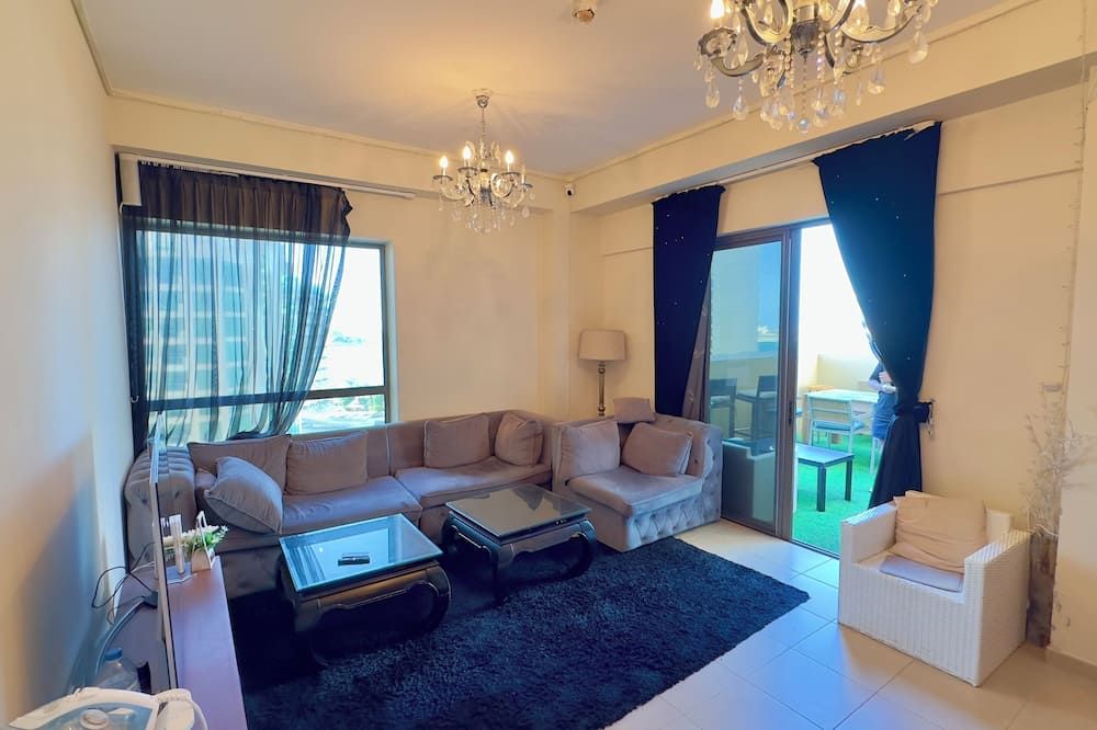 Bollywood Beach Hostel Jbr - Dubaï - Salon