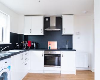 Carleys House - Macduff - Kitchen