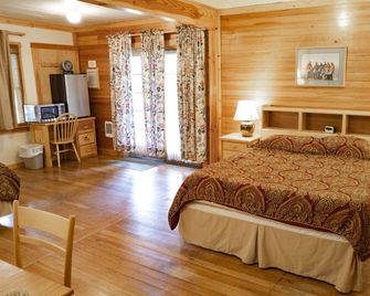 Whittaker's Motel & Historic Bunkhouse - Ashford - Chambre