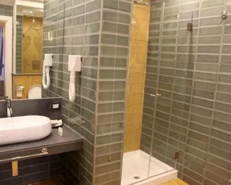 Hotel Villa La Colombaia - Portici - Badkamer