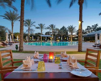 Novotel Cairo 6th of October - Cairo - Piscina