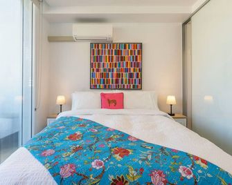 Elegant Apartment, Heart of Newtown with Secure Parking - Sídney - Habitación