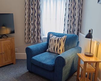 Powys Lodge - Scarborough - Living room