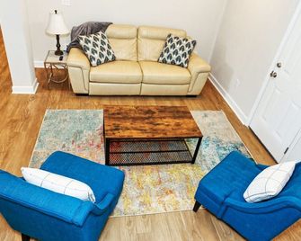 Farm Lodge with Beautiful Open Floor Plan - Lincolnton - Salon