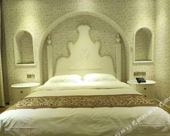 Tuk China Light Residence Hotel (Taizhou Luqiao Airport Branch) - Taizhou - Habitació