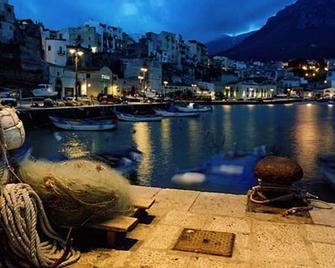 4Canti Case Vacanze - Castellammare del Golfo - Basen