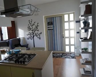 Lucky's Home - Enna - Kitchen