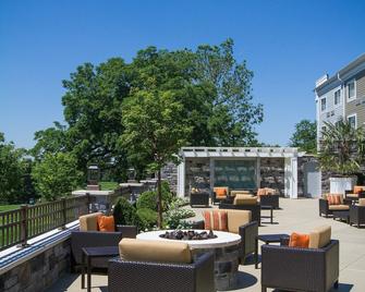 Courtyard by Marriott Philadelphia Springfield - Springfield - Балкон