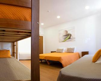 Russo'S Hostel - Setúbal