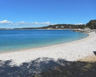 Apartments Anto 1296 - Pula - Strand