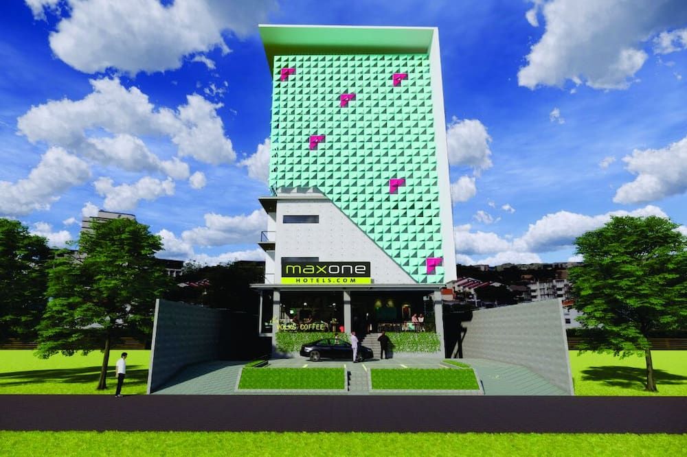 Maxonehotels Kota Harapan Indah Bekasi - Bekasi - Будівля