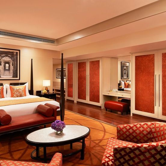 Taj Santacruz image 1