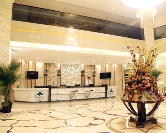 Greentree Inn Jiangsu Zhenjiang Danyang East Gate Danjin Road Zhenxing Road Hotel - Zhenjiang - Lobby